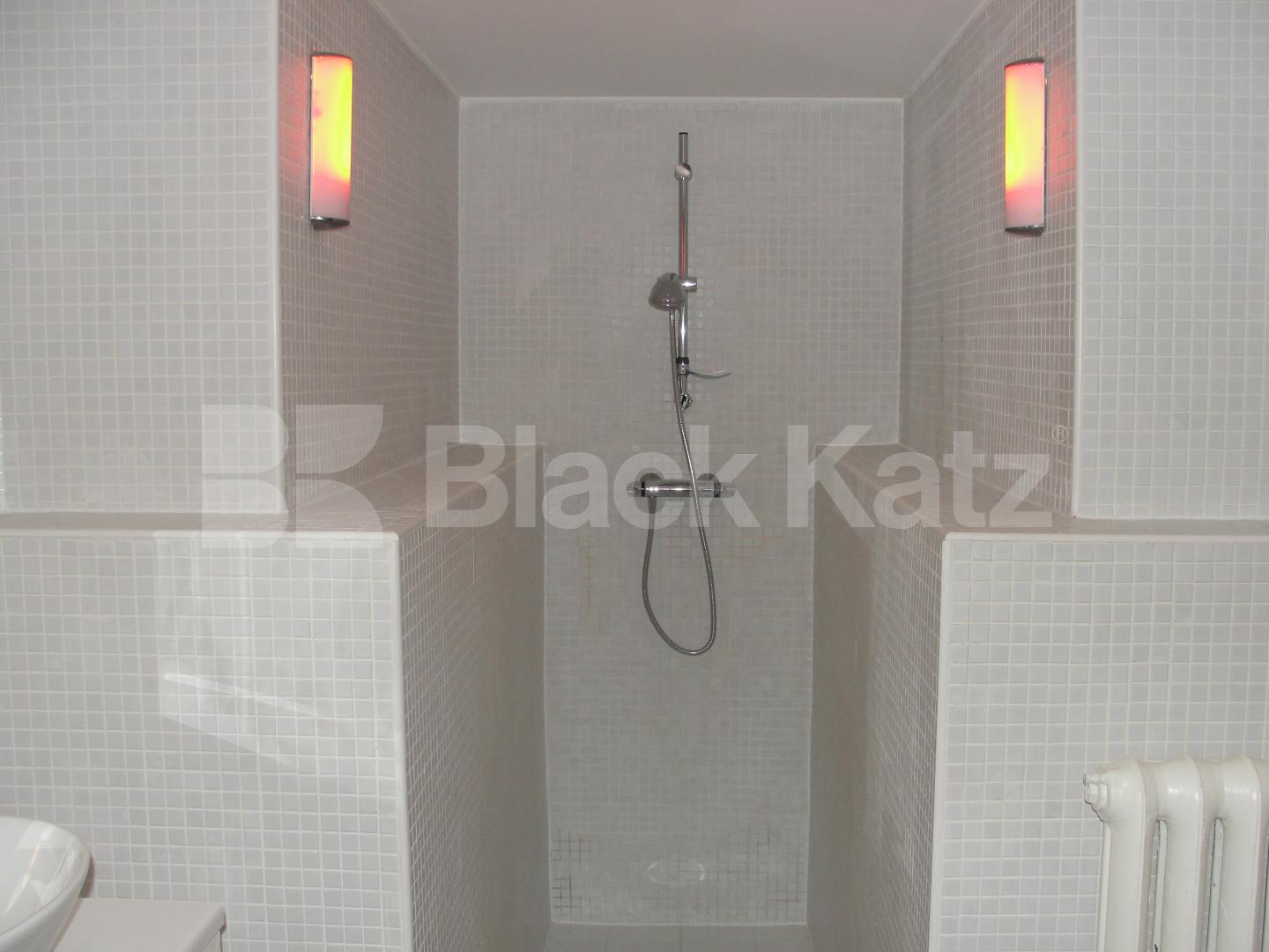 			LET, 2 Bedroom, 1 bath, 1 reception Flat			 Gervase Street, Elephant and Castle